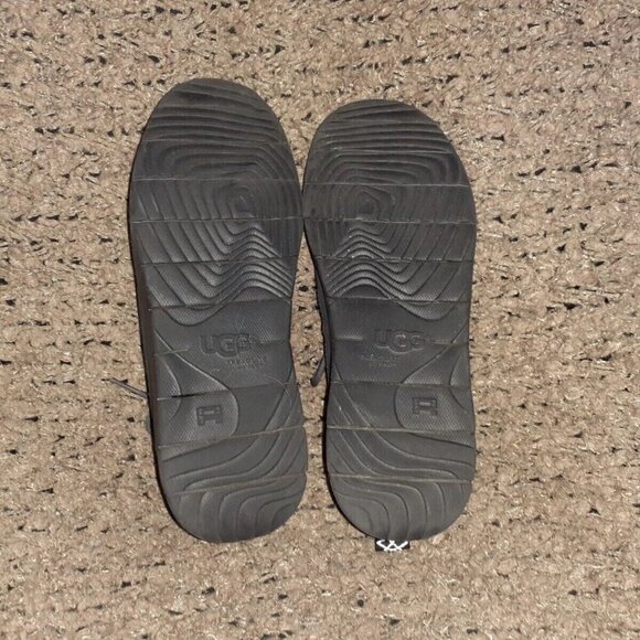 TREADLITE BY UGG-Canoe Chukka Sneaker-Black Nubuck-Sz 36-6-Near Mint - Picture 8 of 8